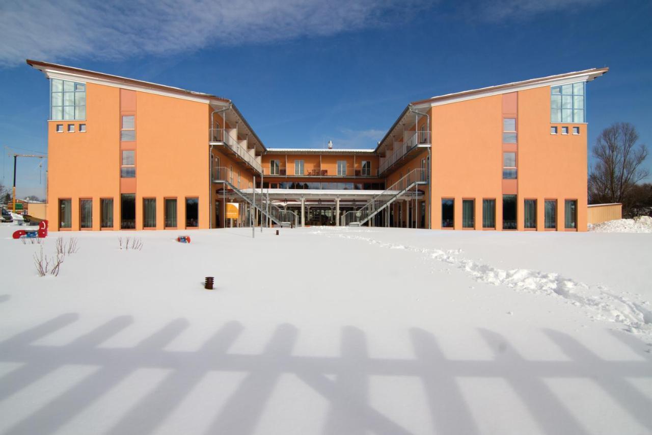 Jufa Familienresort Im Allgaeu Гостевой дом Кемптен